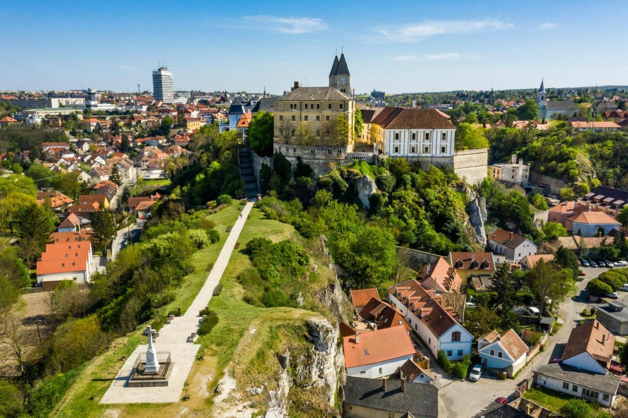 Villa Szofia Veszprem Apartments Exteriér fotografie